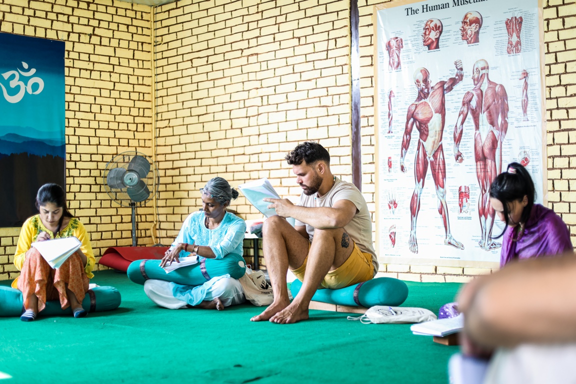 200 Hour Yoga Teacher Training Scholarship In Rishikesh