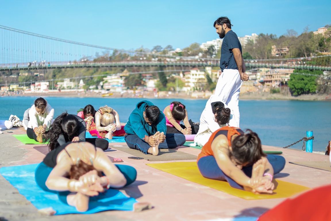 300 Hour Yoga Teacher Training Scholarship In Rishikesh